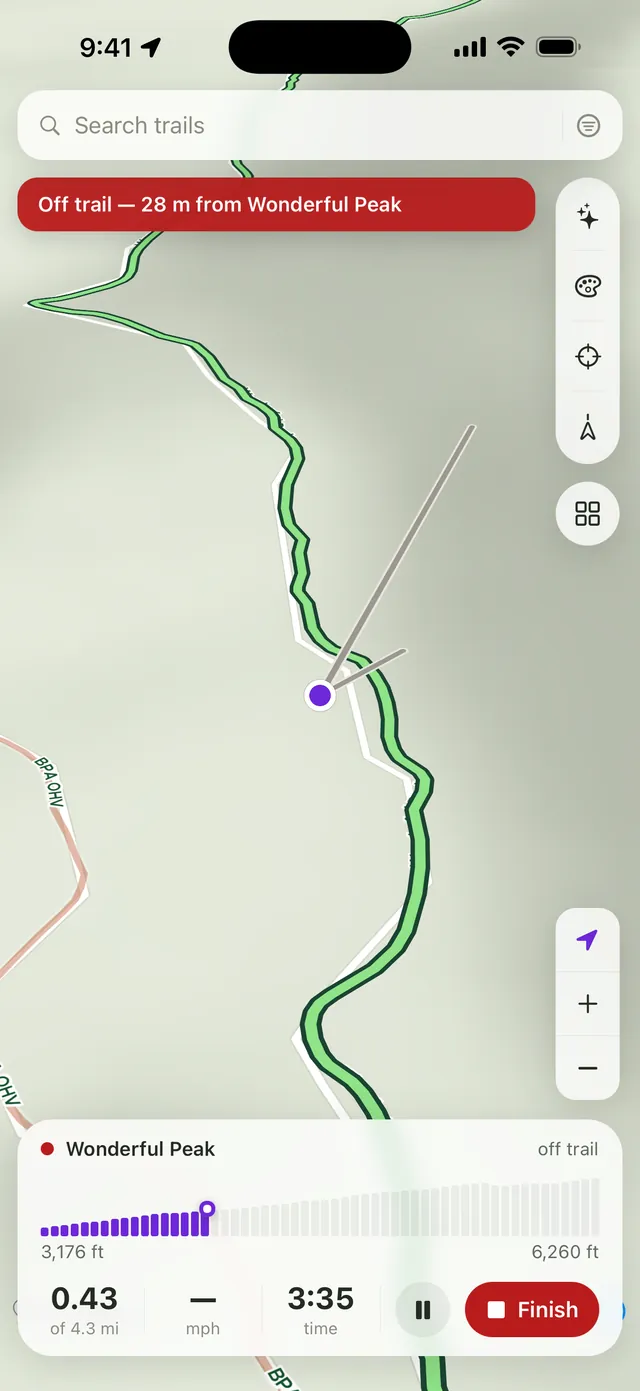 An active trail in Huck, with distance, elapsed time and speed along the bottom and the covered path greyed out behind the user's position.